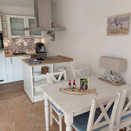 Sky Blue Comfortable Vakantiehuis Friedrichskoog
